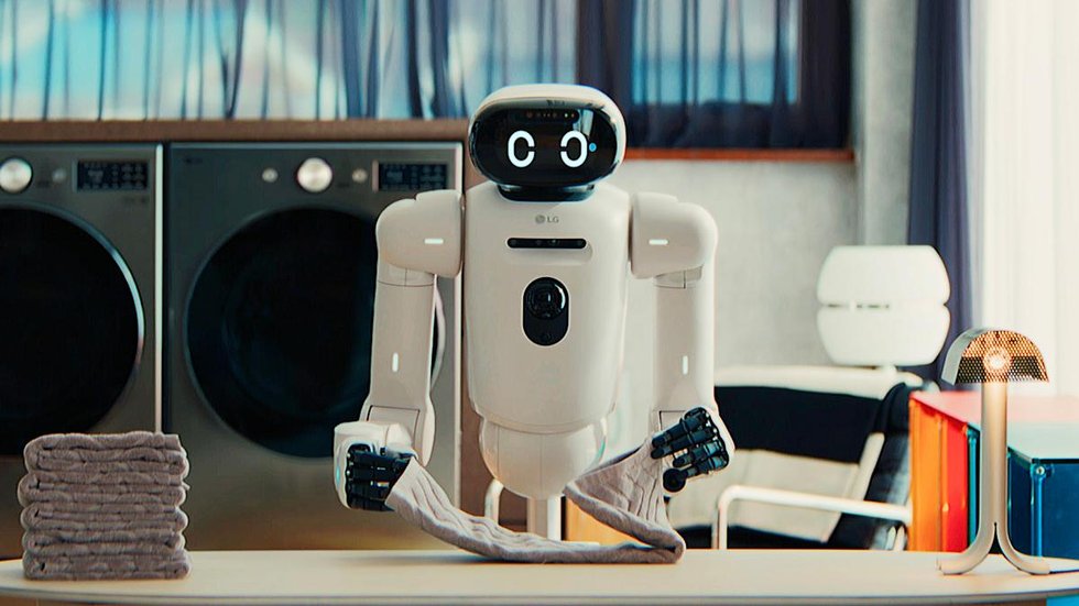 LG reveals its laundry-folding robot at CES 2026