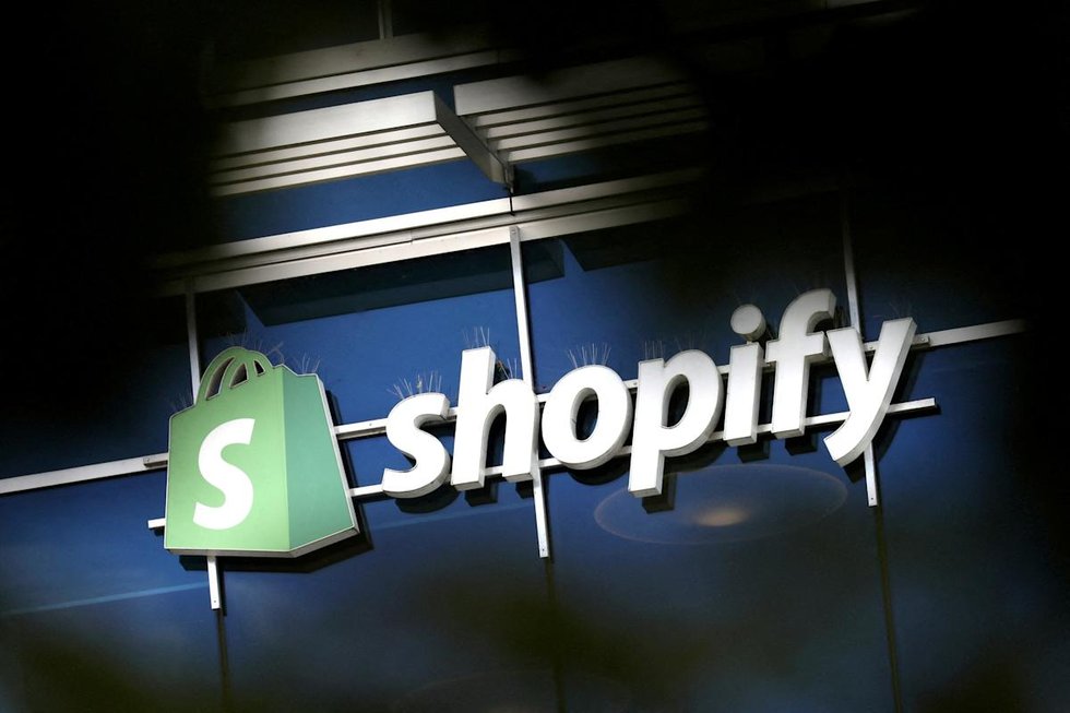Shopify is down, disrupting Cyber Monday shopping